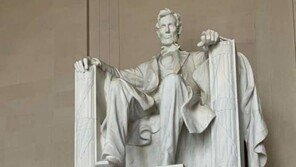 ‘대만의 트럼프’ 궈타이밍 트럼프 만났다