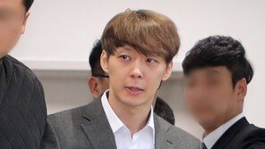 박유천, 3일 기소의견 檢 송치…오전 10시께 유치장서 출발