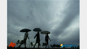 印, 10년래 최악의 사이클론 상륙 임박…이동경로에 1억명 거주