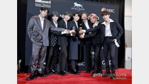 빌보드 2관왕…팝 역사는 BTS로 흐른다