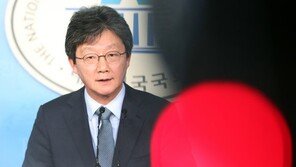 유승민 “김관영 ‘한국당 시그널’ 발언 대꾸할 가치 못느껴”