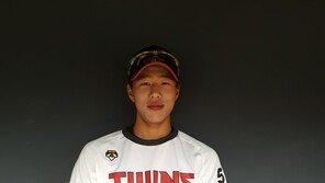 ‘슈퍼루키’ 정우영 “떨렸던 첫 세이브…마무리 욕심도 난다”