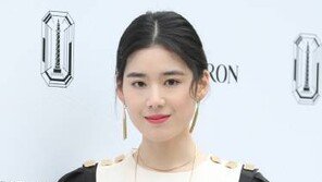  정은채 측 “그 화장품과 이미 계약 종료…버닝썬 간적 없어”