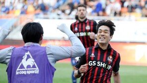 데얀 장군, 박주영 멍군… 시즌 첫 ‘슈퍼매치’ 1-1 무승부