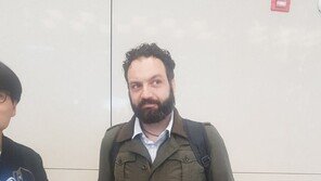 女 배구 대표팀 라바리니 감독 “진짜 시작…김연경 가장 중요한 선수”