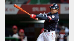 손아섭, 1600안타 달성…롯데 프랜차이즈 두 번째