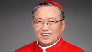 염수정 추기경 “얼룩진 우리 사회에 부처님 평화와 자비의 정신 절실”