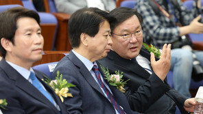 민주 원내대표 3인3색 연설…盧 “인정사정” vs 金 “실전경험” vs 李 “심부름꾼”