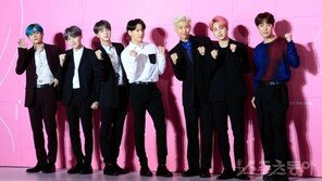 [연예뉴스 HOT①] 방탄 새 앨범 322만장 ‘최다 판매’ 