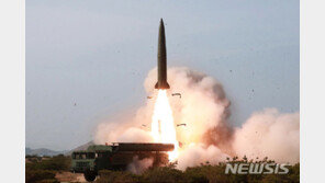 美 국방 “北이 로켓과 미사일 쐈다고 보고받아” 처음으로 언급