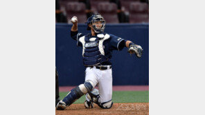 두산 김태형 감독 “이흥련, 충분히 잘해주고 있다”