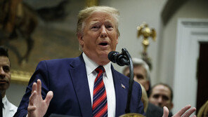 트럼프 “北 미사일 발사, 심각하게 보고 있어”…美 대응기류 변하고 있다