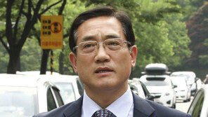 ‘불법사찰 의혹’ 구은수 전 서울청장 체포…조사후 석방