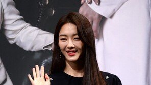 [단독] 연기자 장희진, 럭키컴퍼니와 재계약…“깊은 신뢰로”