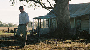 [책의 향기]고난 속에 빛나는 정직과 사랑의 가치