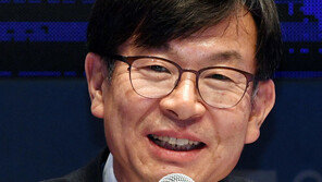 김상조 “韓기업, 외국 투기자본 경영권 위협 크지 않다”