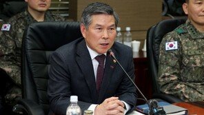 정경두, 佛국방장관과 통화…“우리 국민 추청 인질 구출 감사”