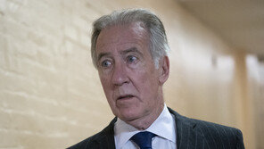 美 하원, 재무부·국세청에 소환장…“트럼프 납세자료 내놔라”