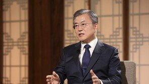 정치권, 文대통령 ‘여야대표 회동’ 제안 두고 주말 잊은 신경전