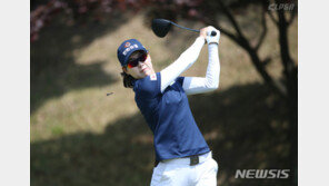 이정민, 3년 만의 KLPGA 우승 보인다…공동 선두 등극