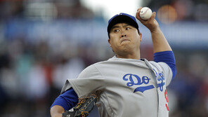 ‘8이닝 1피안타 무실점’ 류현진, 5승 달성…ERA 1.72