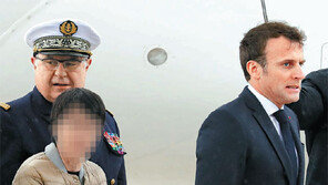 구출된 한국여성 여행경보 지역서 피랍… “희생 군인 2명 애도”