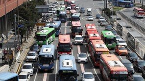 서울시 “경기도 때문에 버스요금 올릴 순 없어”