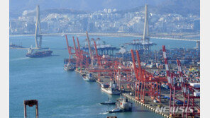 KDI, 2개월째 ‘경기 부진’ 진단…“수요 위축 완화”