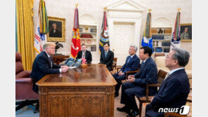 트럼프 “신동빈 롯데그룹 회장 백악관 방문 매우 환영” 트윗