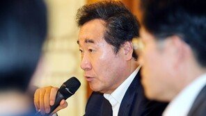 ‘유력 대선주자’ 이낙연, 총선 등판론…직접 출마? 선대위원장?