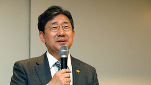 박양우 장관, 관광벤처 육성 강조…“지원 아닌 투자 받을 수 있게 할 것”