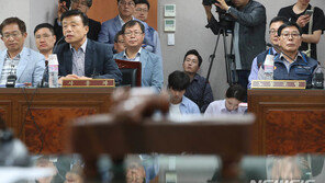 서울 버스노사 협상 진통…조정 기한 17일로 연장