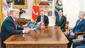 ‘31억달러 투자’ 신동빈 초대한 트럼프