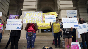 美 ‘심장박동법’ 때문에…성폭행 임신 11세 소녀 수술 못받아