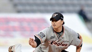 김민우의 뒤늦은 첫 승은 한화에 왜 더 반가운 소식일까?