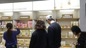 올리브영, 가정의 달 선물도 개성시대… 이색 상품 매출 200% 급증