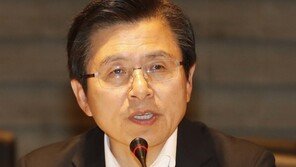 황교안 “청년실업률 19년만 최악, 文정권 무능·거짓에 경악”