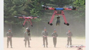 군사용 드론 진화 어디까지…폭탄 떨구고 자폭공격까지