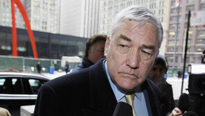 트럼프, 억만장자 친구 콘래드 블랙 사면