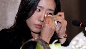 ‘눈물의 은퇴’ 이상화 “최고의 모습 기억해 주길…전설로 남고파”