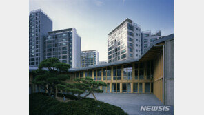 한옥 품은 주한 스위스대사관에 北核 공격 대비 ‘핵방공호’ 설치