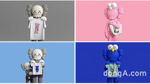 유니클로, 내달 ‘카우스 UT 컬렉션’ 출시…“아티스트 엄선작 담았다”