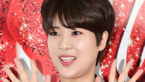 ‘8월 깜짝 결혼’ 강유미…‘소개’로 만난 예비신랑은 누구?