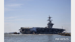 이란 미사일 선적 사진 한장이… 美항모-전폭기 중동 급파 불러