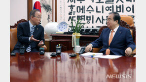 반기문, 文의장에 “미세먼지 악화, 국가적 수치…분열 안 돼”