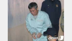 ‘신도 성폭행’ 이재록 목사, 항소심서 형량 늘어…징역 16년 선고