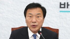 거세지는 사퇴압박에도…손학규, 버티는 이유 3가지