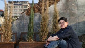 데뷔 30년 가수 김현철 “스무 살때 감성, 이젠 안 나올 줄 알았는데…”