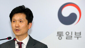 통일부 “개성공단 기업인 방북…美도 충분히 이해”