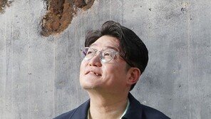 [토요인터뷰]“시티팝 스무 살 감성 30년만에 되찾았죠”